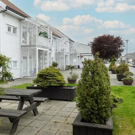 Floor Apartman